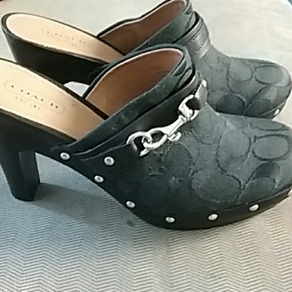 black coach clogs